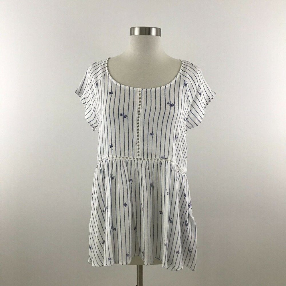 Crescent Top Womens Size Small Palm Tree Stripe Print Lattice Short Sleeve Flowy